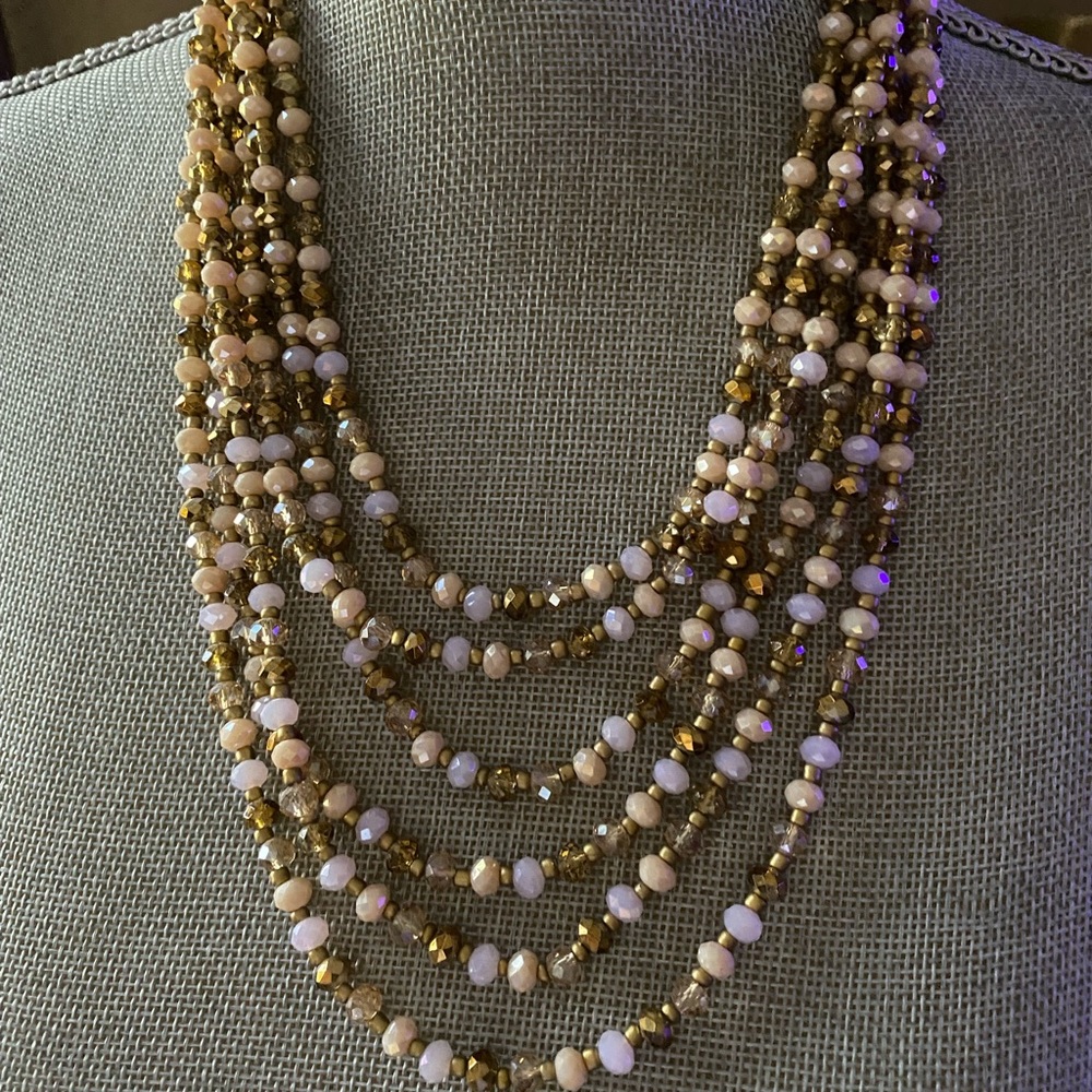 Lightweight necklace